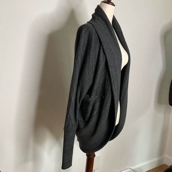 Aritzia Wilfred Diderot Sweater Open-Front Cocoon Cardigan Space Dye Black Small - Picture 5 of 16